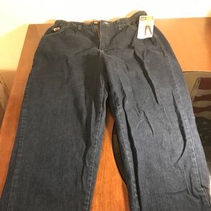 Lee women’s 16sp tapered leg relaxed side elastic